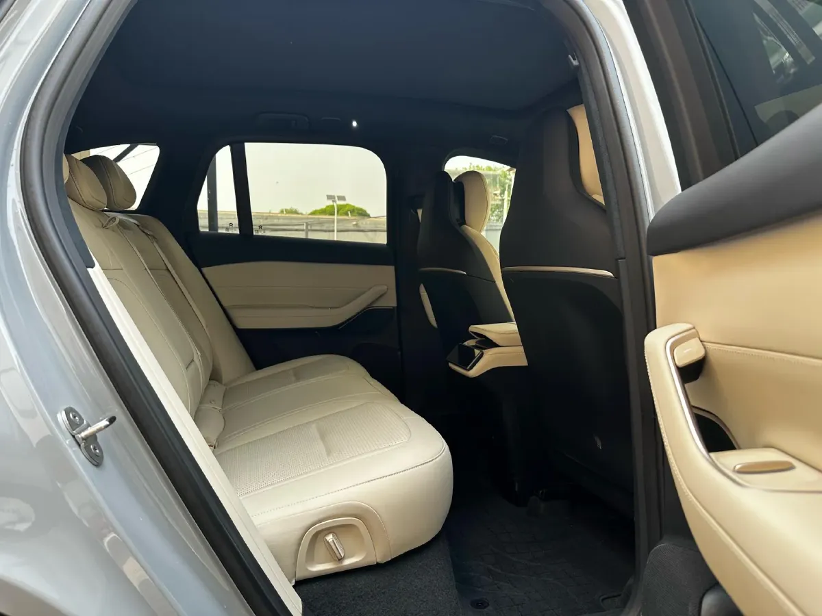 2024 NIO ES6 BEV 75KWH,autocango,china used car exporter,china ev exporter,chinese used car exporter,chinese used ev exporter