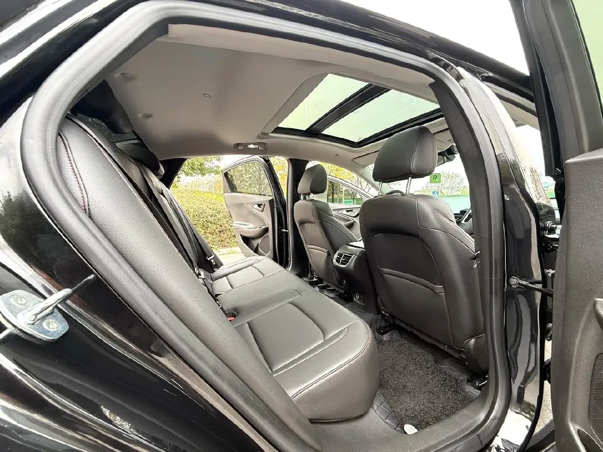 2022 Chevrolet Malibu XL 2.0T 237HP L4 9AT,autocango,china used car exporter,china ev exporter,chinese used car exporter,chinese used ev exporter