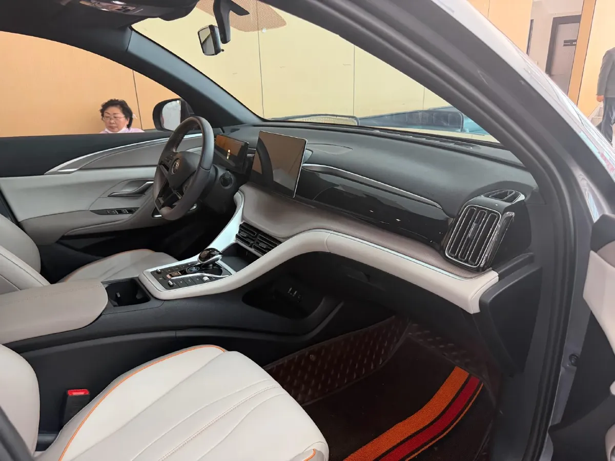 2024 BYD Song Pro 1.5L 110HP L4 E-CVT PHEV 12.9KWH,autocango,china used car exporter,china ev exporter,chinese used car exporter,chinese used ev exporter