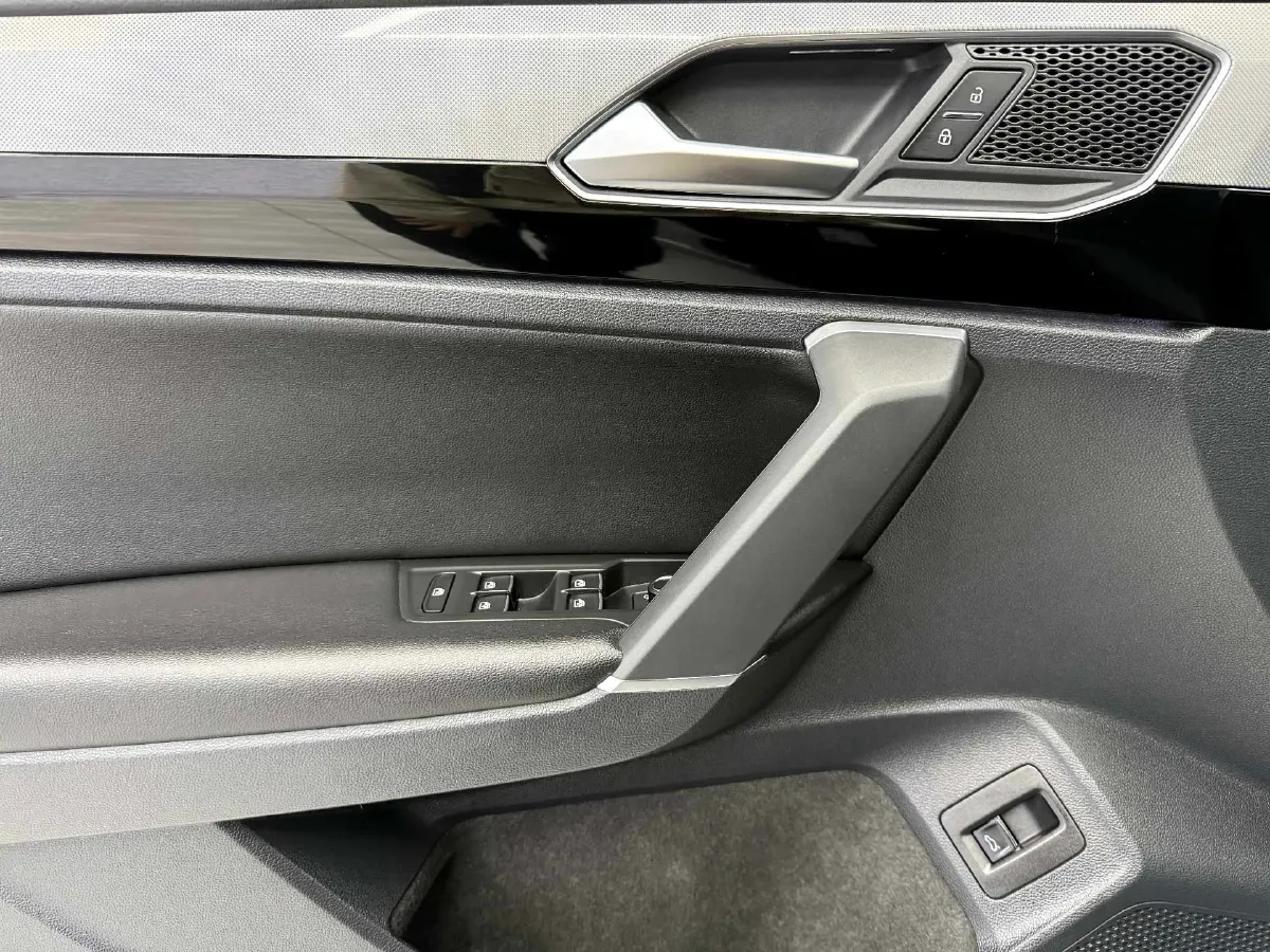 2022 Volkswagen Tayron 1.4T 150HP L4 7DCT,autocango,china used car exporter,china ev exporter,chinese used car exporter,chinese used ev exporter