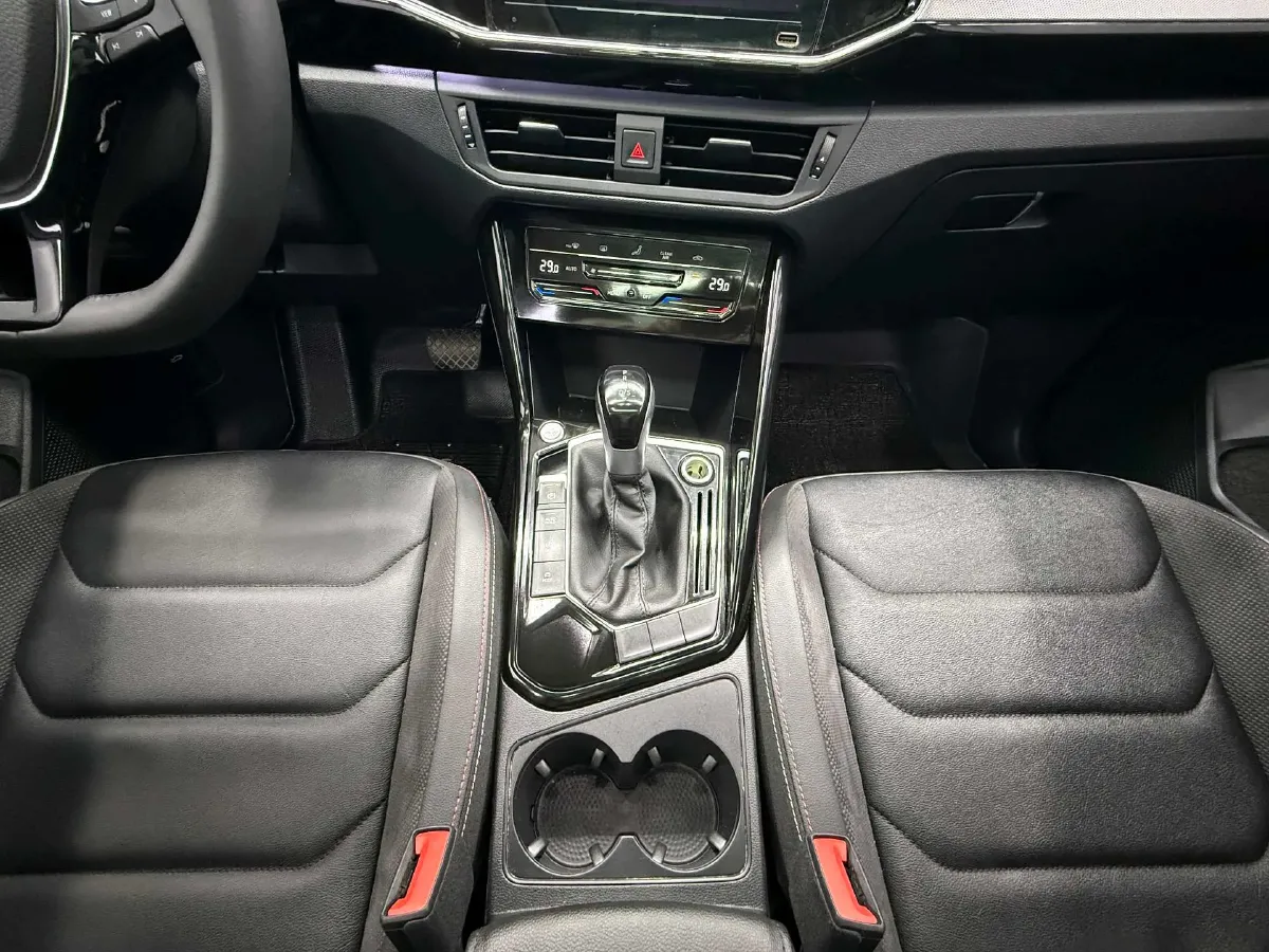 2022 Volkswagen Tayron 1.4T 150HP L4 7DCT,autocango,china used car exporter,china ev exporter,chinese used car exporter,chinese used ev exporter
