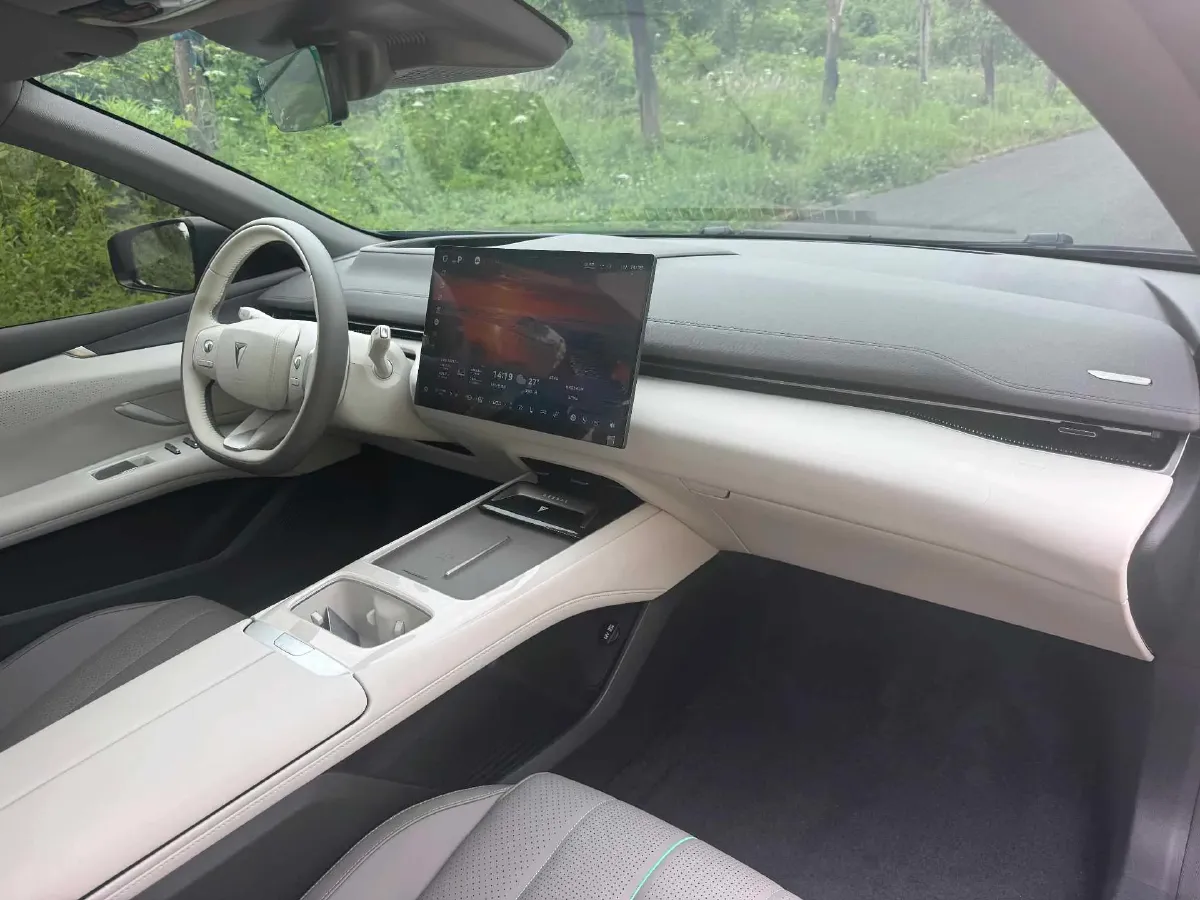 2026 Deepal L07 BEV,autocango,china used car exporter,china ev exporter,chinese used car exporter,chinese used ev exporter