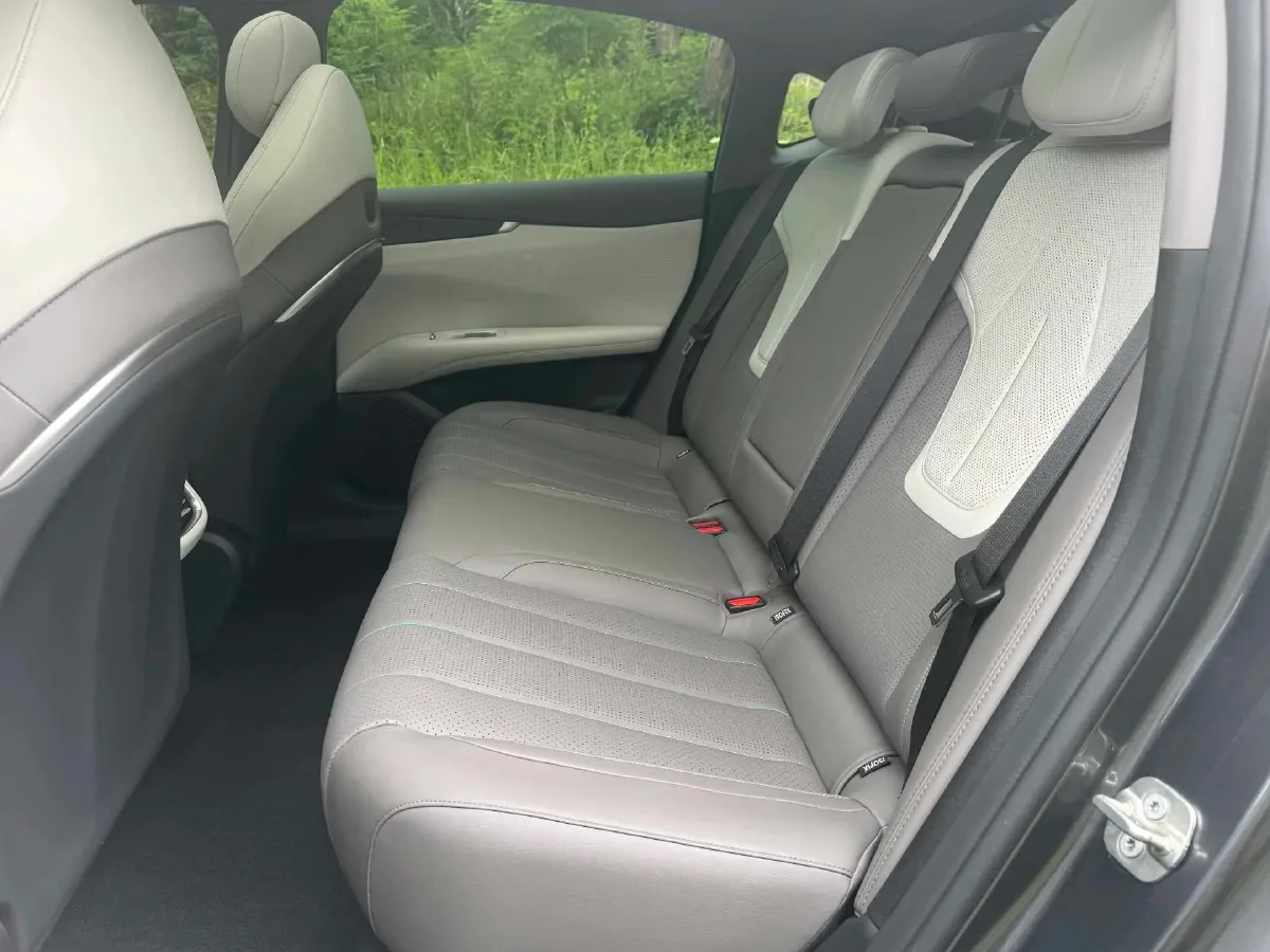 2026 Deepal L07 BEV,autocango,china used car exporter,china ev exporter,chinese used car exporter,chinese used ev exporter
