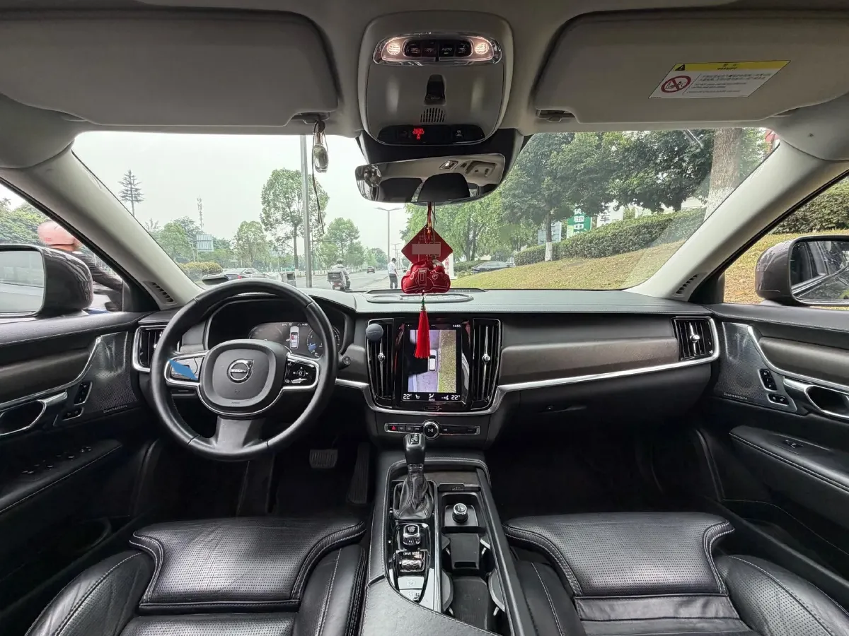 2019 Volvo V90 2.0T 254HP L4 8AT,autocango,china used car exporter,china ev exporter,chinese used car exporter,chinese used ev exporter
