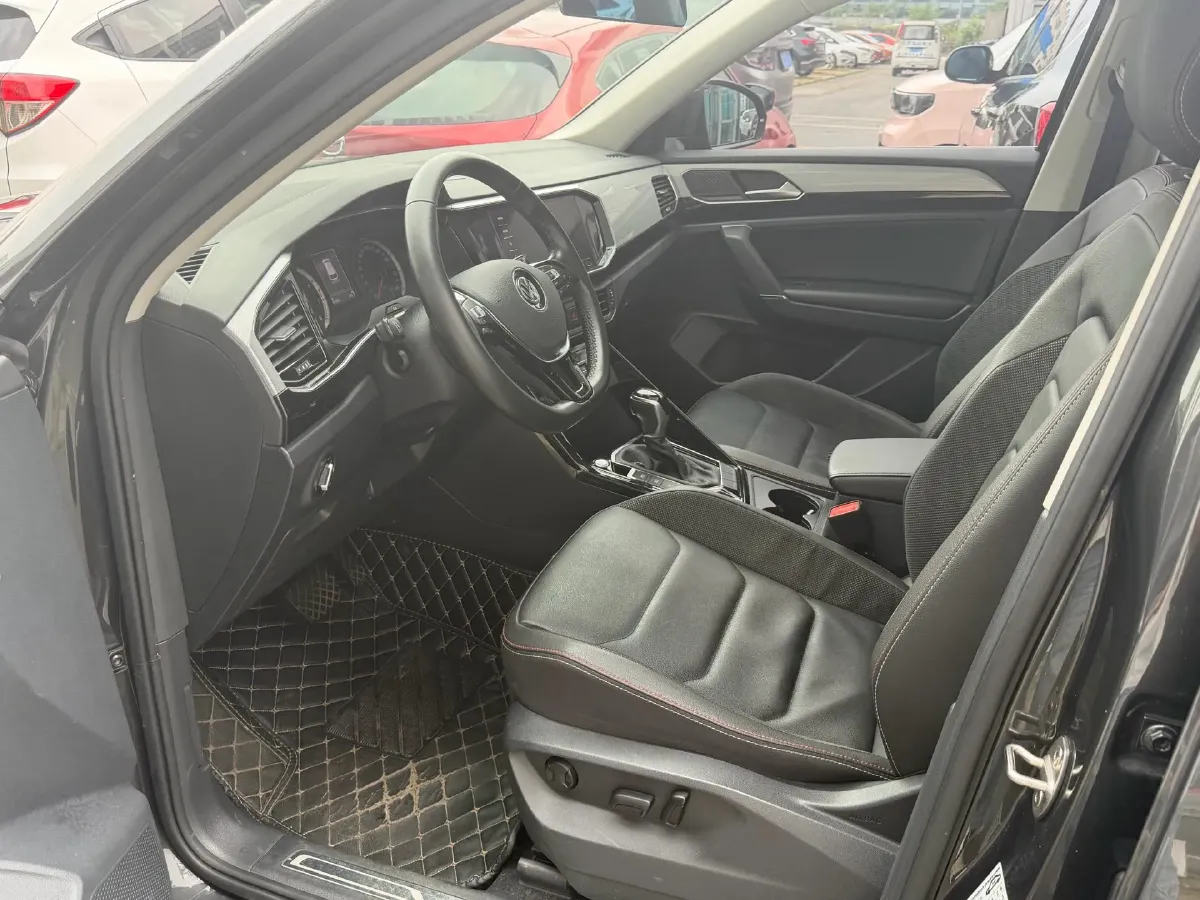 2020 Volkswagen Tayron 2.0T 186HP L4 7DCT,autocango,china used car exporter,china ev exporter,chinese used car exporter,chinese used ev exporter