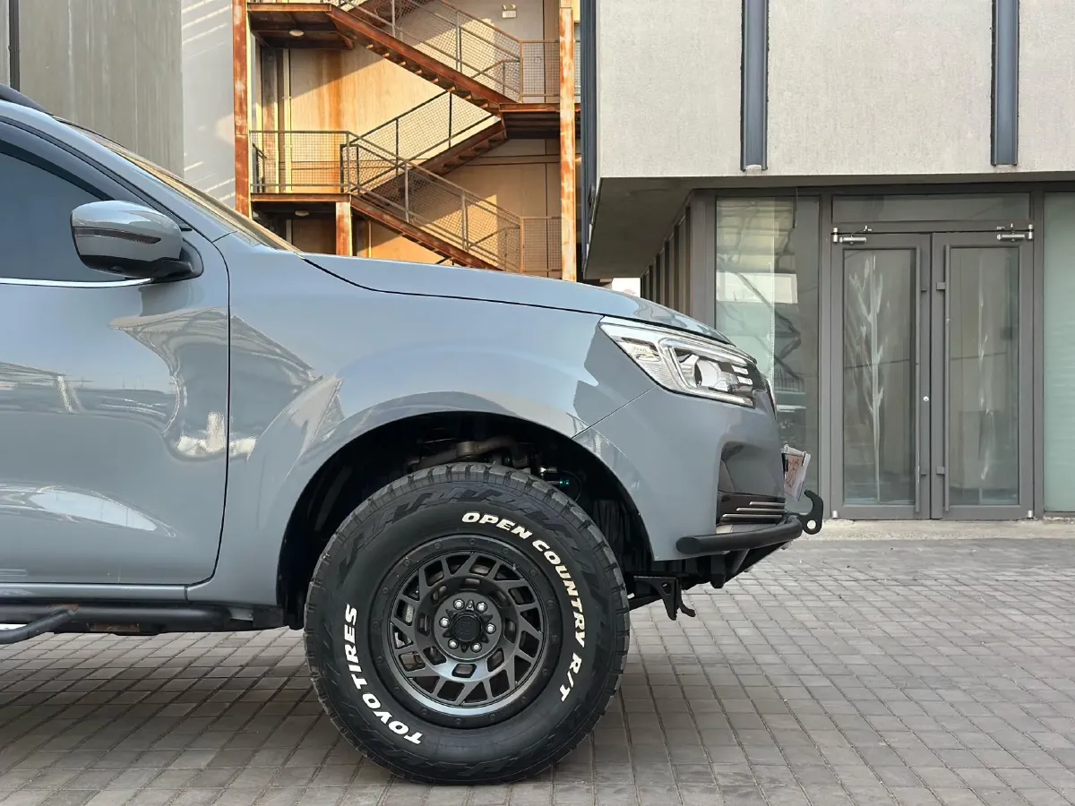 2022 Dongfeng RuiQi 7 2.3T 166HP L4 8AT,autocango,china used car exporter,china ev exporter,chinese used car exporter,chinese used ev exporter