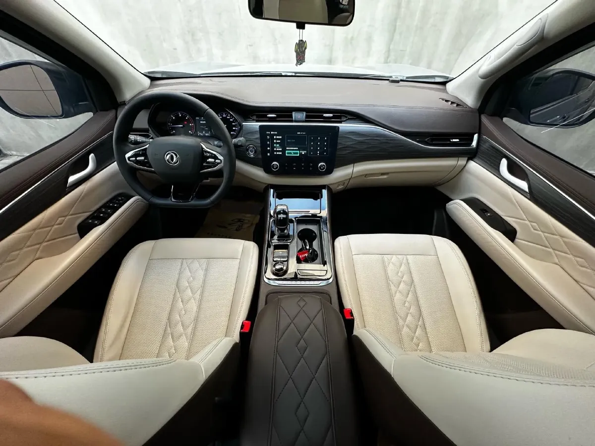 2022 Dongfeng RuiQi 7 2.3T 166HP L4 8AT,autocango,china used car exporter,china ev exporter,chinese used car exporter,chinese used ev exporter