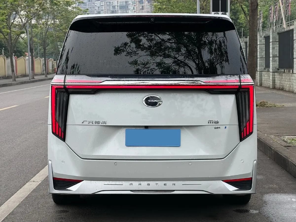 2023 GAC Trumpchi M8 2.0T 190HP L4 E-CVT Hybrid,autocango,china used car exporter,china ev exporter,chinese used car exporter,chinese used ev exporter
