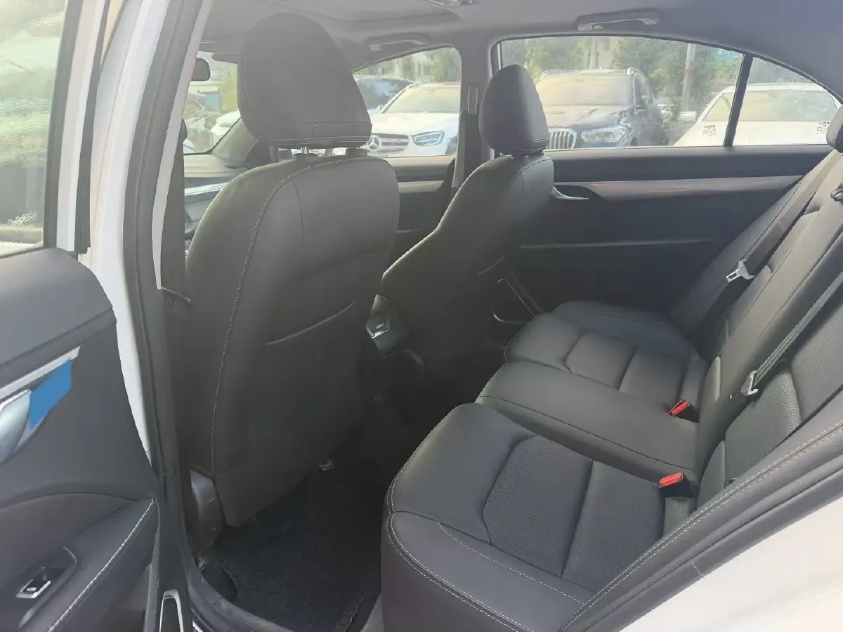2020 Geely Emgrand 1.5L 109HP L4 CVT,autocango,china used car exporter,china ev exporter,chinese used car exporter,chinese used ev exporter