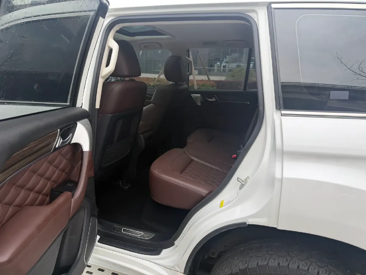 2022 Haval H9 2.0T 224HP L4 8AT,autocango,china used car exporter,china ev exporter,chinese used car exporter,chinese used ev exporter