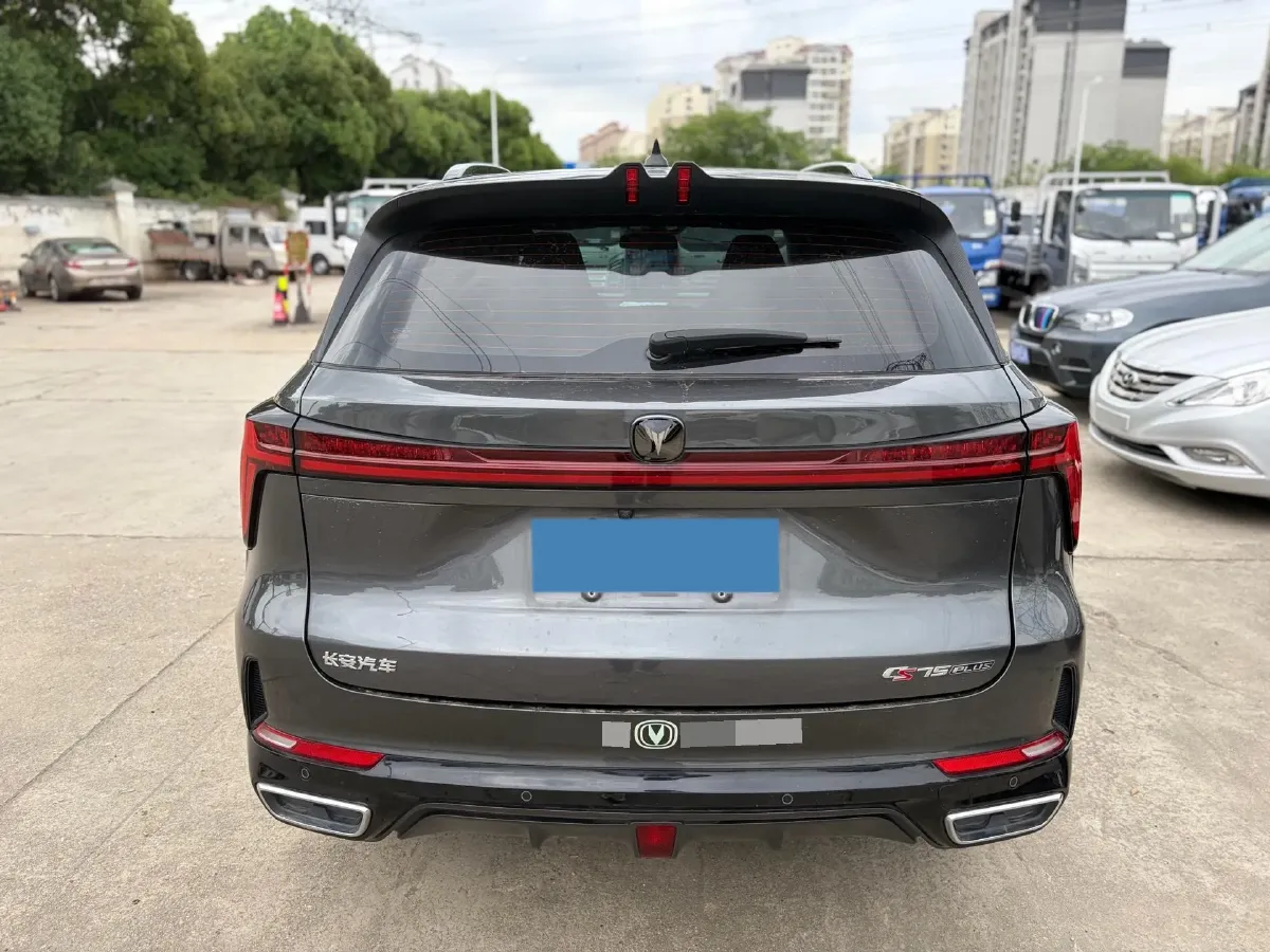 2023 ChangAn CS75 Plus 1.5T 188HP L4 8AT,autocango,china used car exporter,china ev exporter,chinese used car exporter,chinese used ev exporter