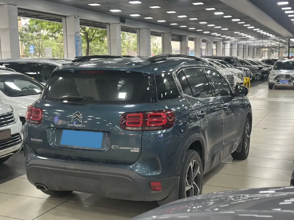 2017 Citroen C5 Aircross 1.6T 167HP L4 6AT,autocango,china used car exporter,china ev exporter,chinese used car exporter,chinese used ev exporter