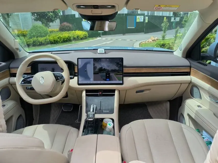 2024 AITO AITO M7 1.5T 152HP L4 REEV 42KWH,autocango,china used car exporter,china ev exporter,chinese used car exporter,chinese used ev exporter