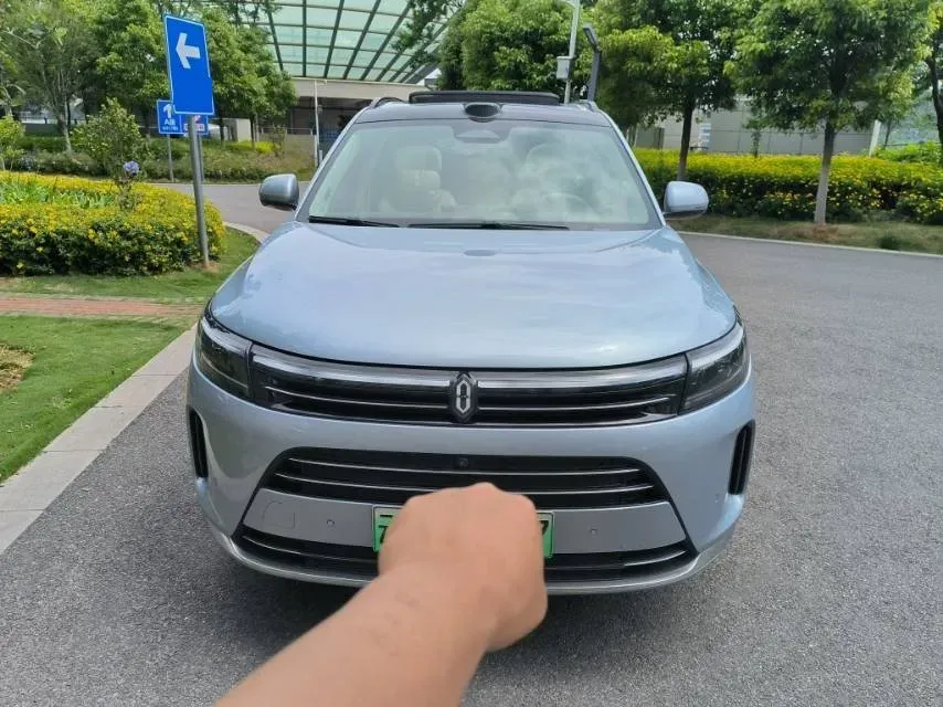 2024 AITO AITO M7 1.5T 152HP L4 REEV 42KWH,autocango,china used car exporter,china ev exporter,chinese used car exporter,chinese used ev exporter