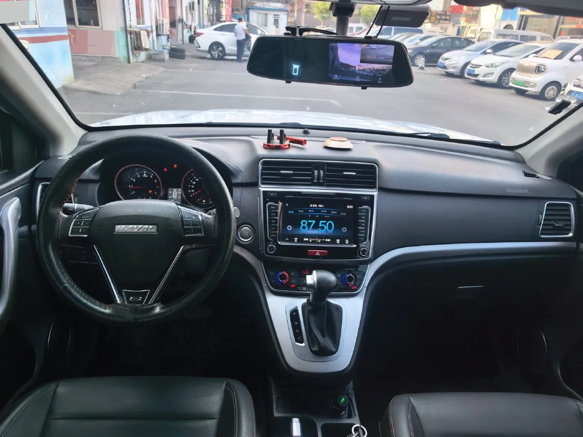 2018 Haval M6 1.5T 150HP L4 7DCT,autocango,china used car exporter,china ev exporter,chinese used car exporter,chinese used ev exporter