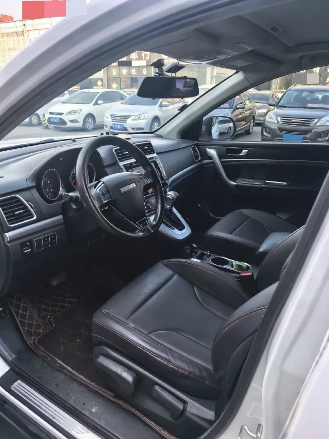 2018 Haval M6 1.5T 150HP L4 7DCT,autocango,china used car exporter,china ev exporter,chinese used car exporter,chinese used ev exporter