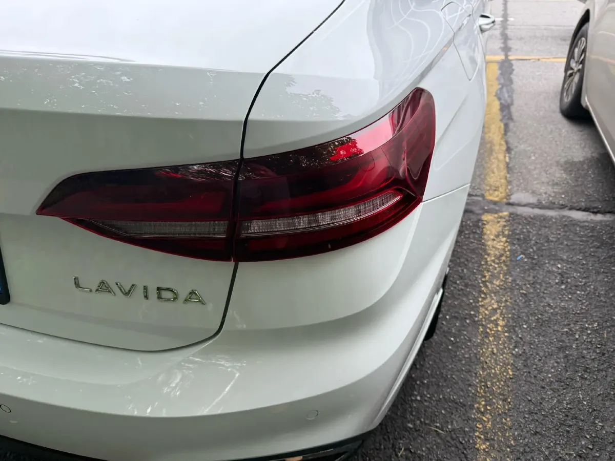 2024 Volkswagen Lavida 1.5L 110HP L4 6AT,autocango,china used car exporter,china ev exporter,chinese used car exporter,chinese used ev exporter