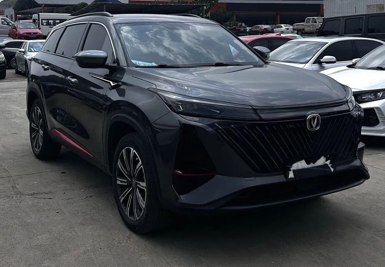 2022 ChangAn CS75 Plus 2.0T 233HP L4 8AT,autocango,china used car exporter,china ev exporter,chinese used car exporter,chinese used ev exporter