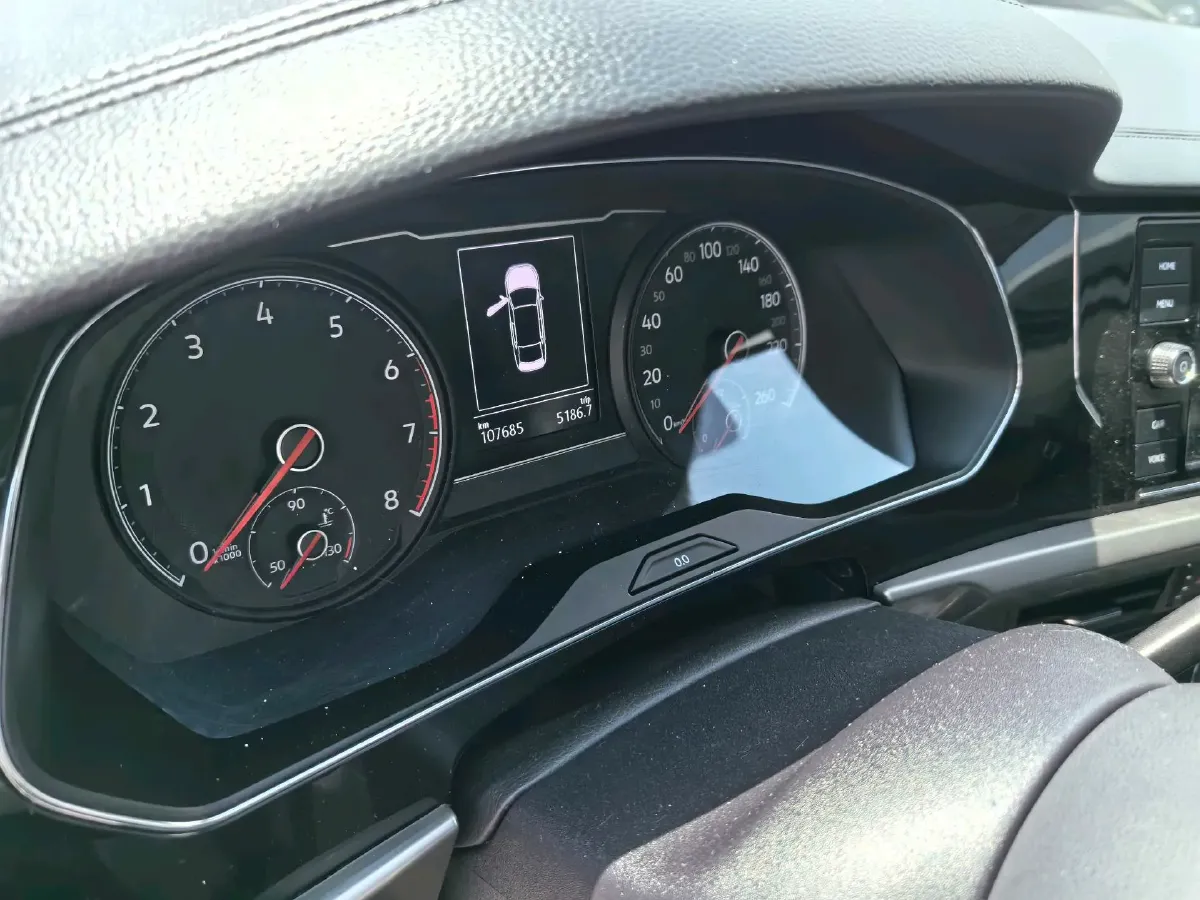 2019 Skoda Kodiak 2.0T 186HP L4 7DCT,autocango,china used car exporter,china ev exporter,chinese used car exporter,chinese used ev exporter