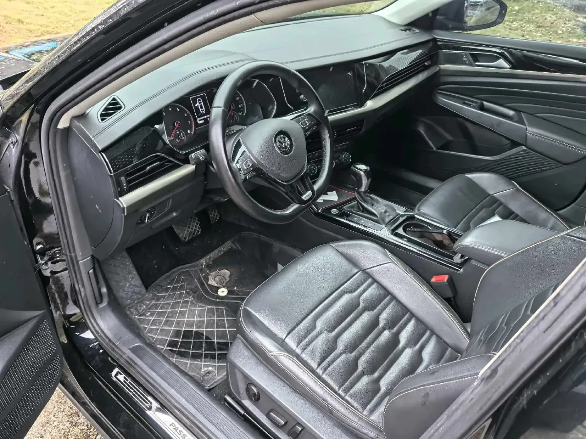 2019 Skoda Kodiak 2.0T 186HP L4 7DCT,autocango,china used car exporter,china ev exporter,chinese used car exporter,chinese used ev exporter