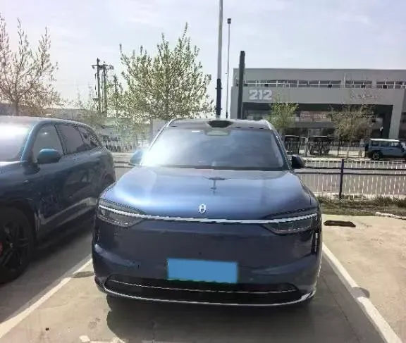 2026 AITO AITO M7 REEV 160HP REEV,autocango,china used car exporter,china ev exporter,chinese used car exporter,chinese used ev exporter
