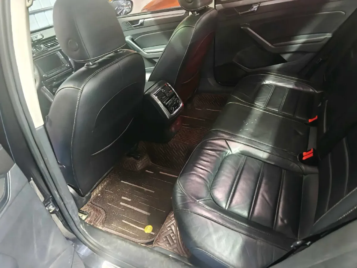 2017 Volkswagen Passat 1.8T 180HP L4 7DCT,autocango,china used car exporter,china ev exporter,chinese used car exporter,chinese used ev exporter
