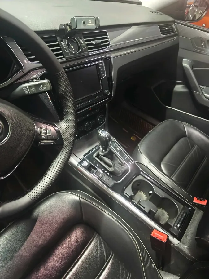 2017 Volkswagen Passat 1.8T 180HP L4 7DCT,autocango,china used car exporter,china ev exporter,chinese used car exporter,chinese used ev exporter