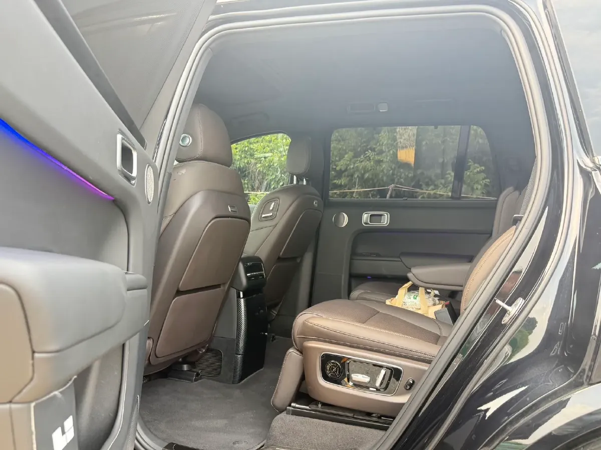 2022 Li L9 Range Extended 154HP REEV 42.6KWH,autocango,china used car exporter,china ev exporter,chinese used car exporter,chinese used ev exporter
