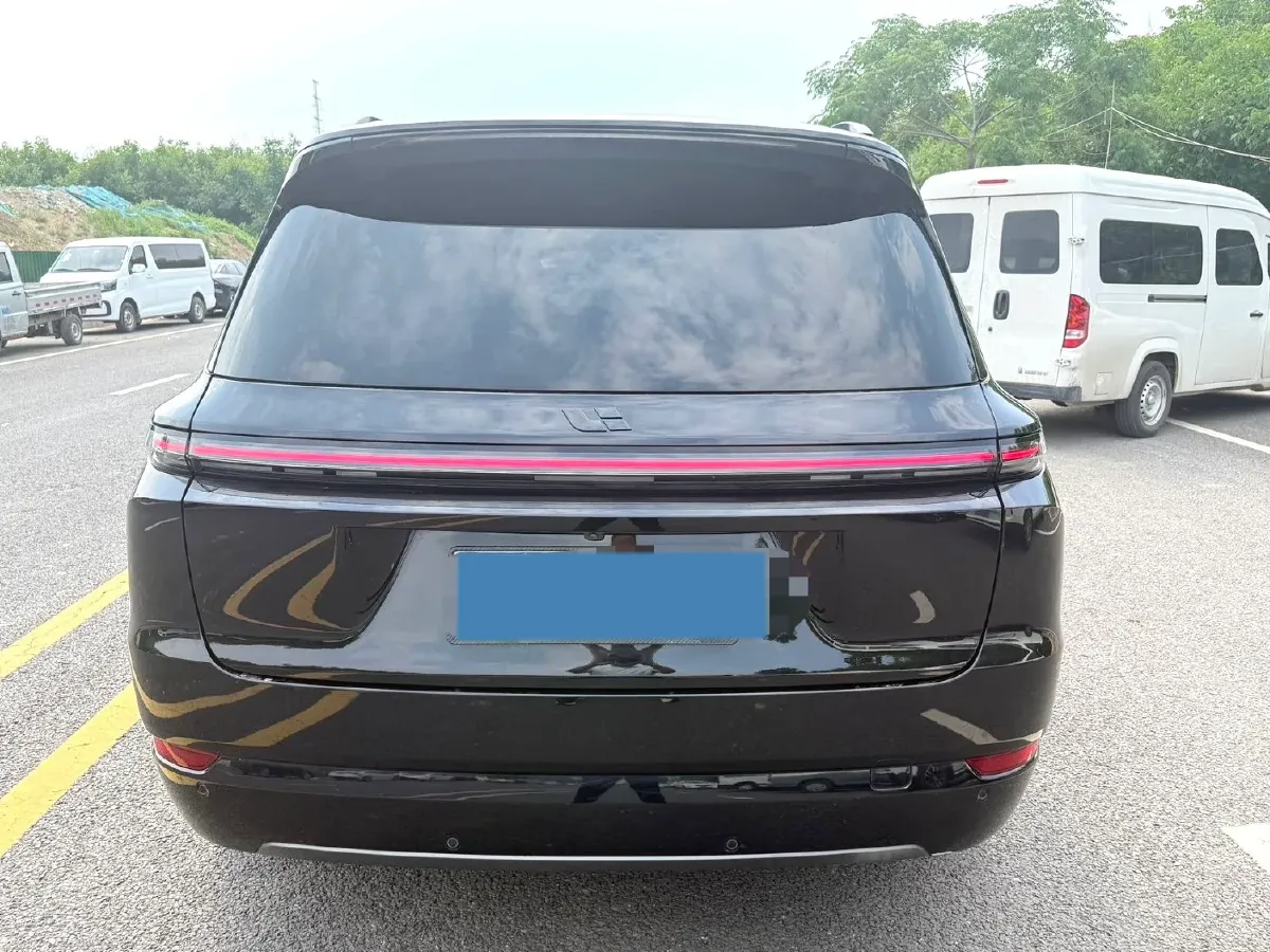 2022 Li L9 Range Extended 154HP REEV 42.6KWH,autocango,china used car exporter,china ev exporter,chinese used car exporter,chinese used ev exporter