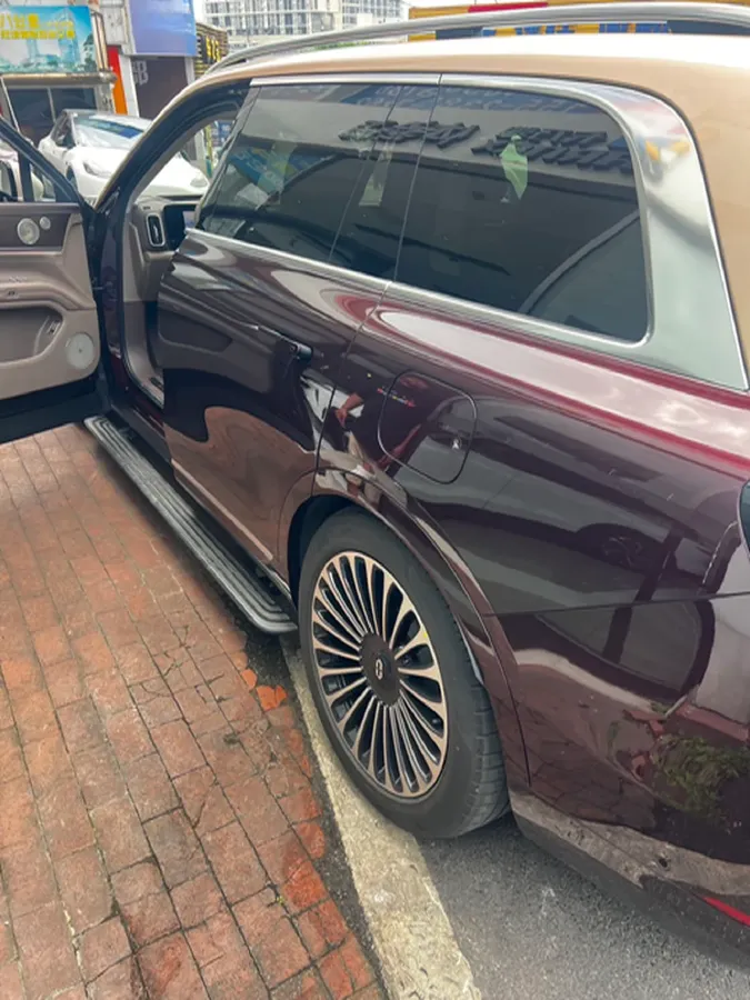 2025 AITO AITO M9 REEV 160HP REEV 52KWH,autocango,china used car exporter,china ev exporter,chinese used car exporter,chinese used ev exporter