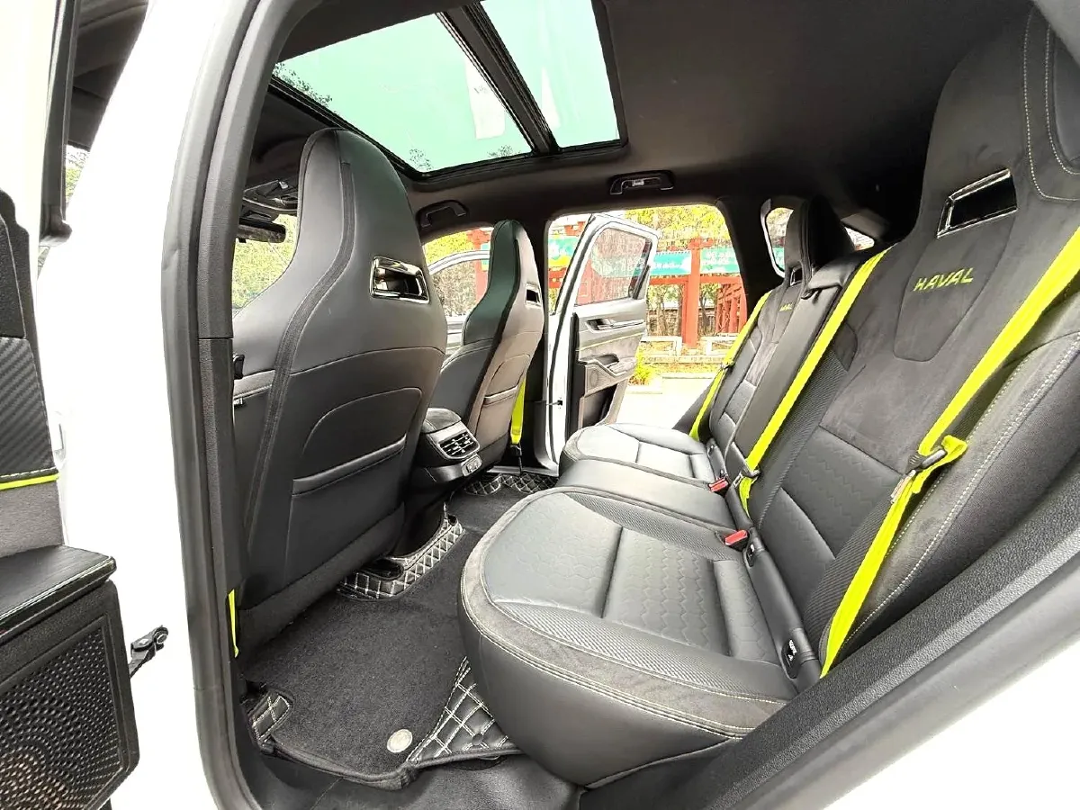 2022 Haval H6S 2.0T 211HP L4 7DCT,autocango,china used car exporter,china ev exporter,chinese used car exporter,chinese used ev exporter