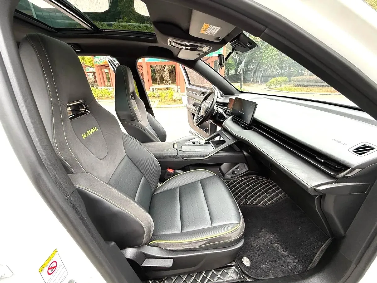 2022 Haval H6S 2.0T 211HP L4 7DCT,autocango,china used car exporter,china ev exporter,chinese used car exporter,chinese used ev exporter