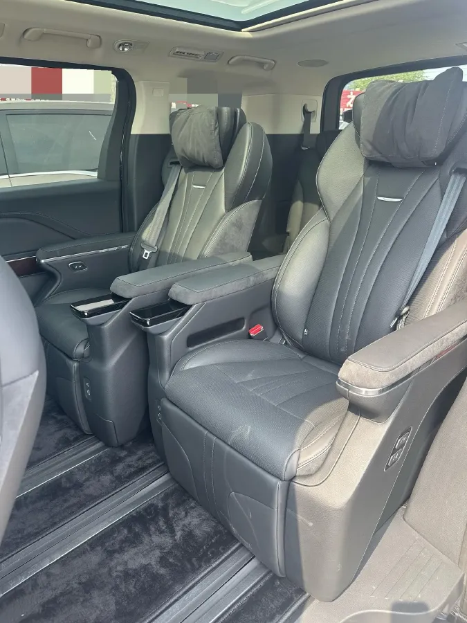2024 HongQi HQ9 2.0T 163HP L4 1DHT PHEV 20.14KWH,autocango,china used car exporter,china ev exporter,chinese used car exporter,chinese used ev exporter