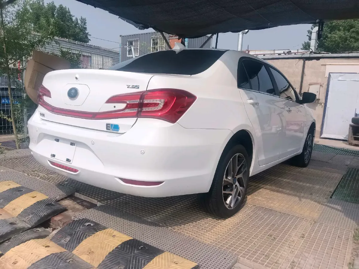 2018 BYD Qin BEV 60.48KWH,autocango,china used car exporter,china ev exporter,chinese used car exporter,chinese used ev exporter