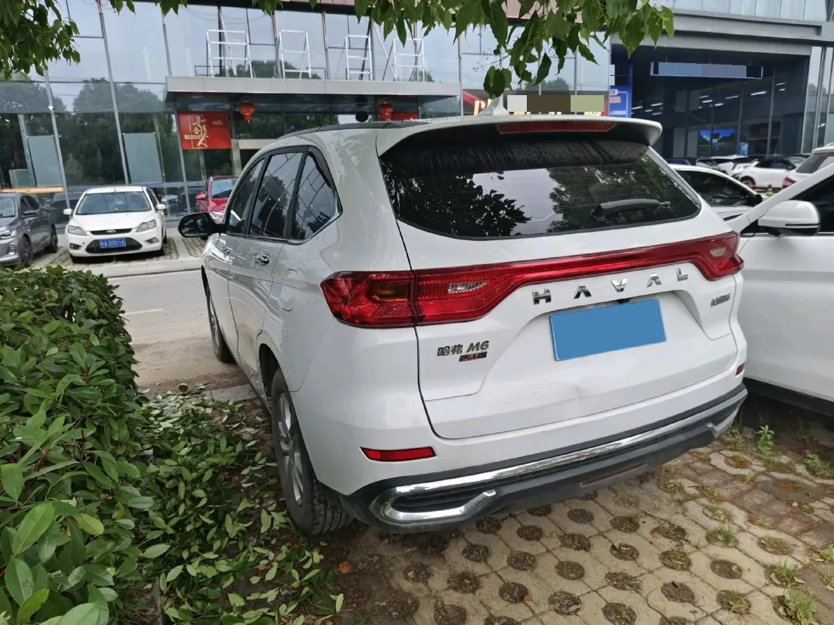 2023 Haval M6 1.5T 150HP L4 7DCT,autocango,china used car exporter,china ev exporter,chinese used car exporter,chinese used ev exporter