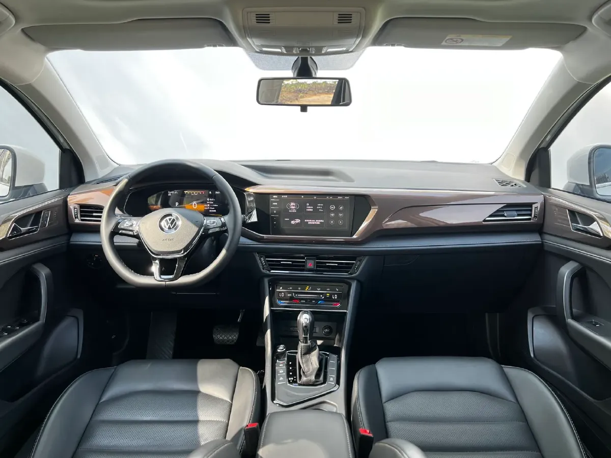 2021 Volkswagen Tharu 1.4T 150HP L4 7DCT,autocango,china used car exporter,china ev exporter,chinese used car exporter,chinese used ev exporter