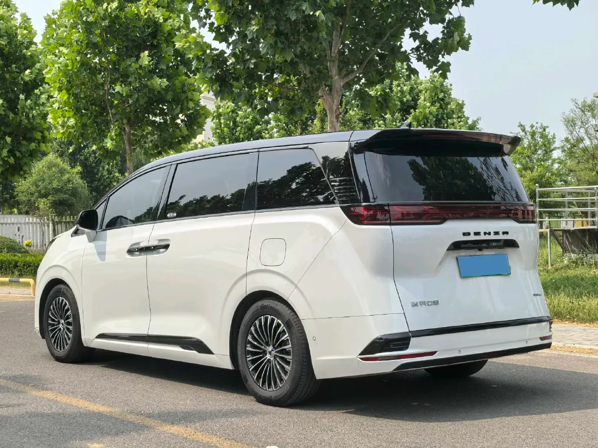 2024 Denza D9 1.5T 139HP L4 E-CVT PHEV 40KWH,autocango,china used car exporter,china ev exporter,chinese used car exporter,chinese used ev exporter