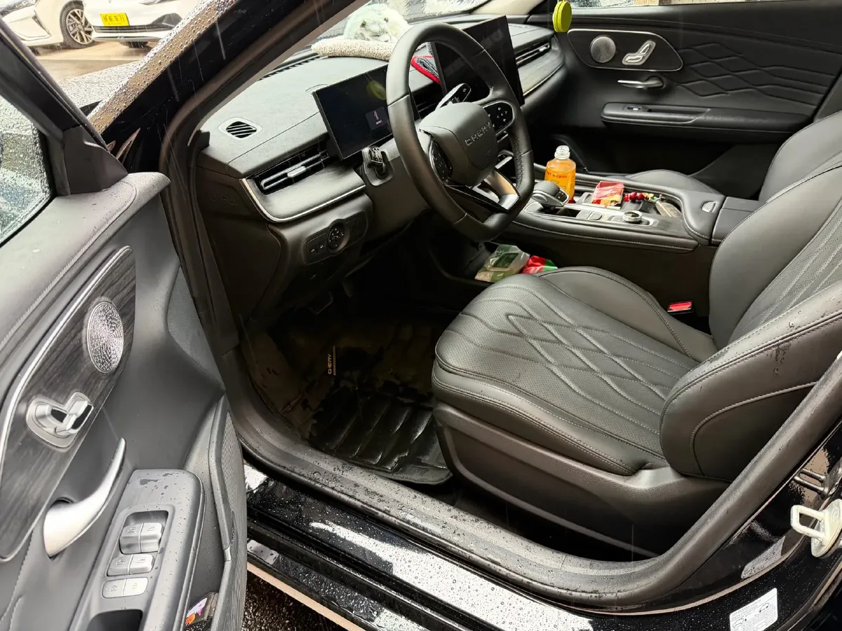 2025 Chery Arrizo 8 Pro 1.6T 197HP L4 7DCT,autocango,china used car exporter,china ev exporter,chinese used car exporter,chinese used ev exporter