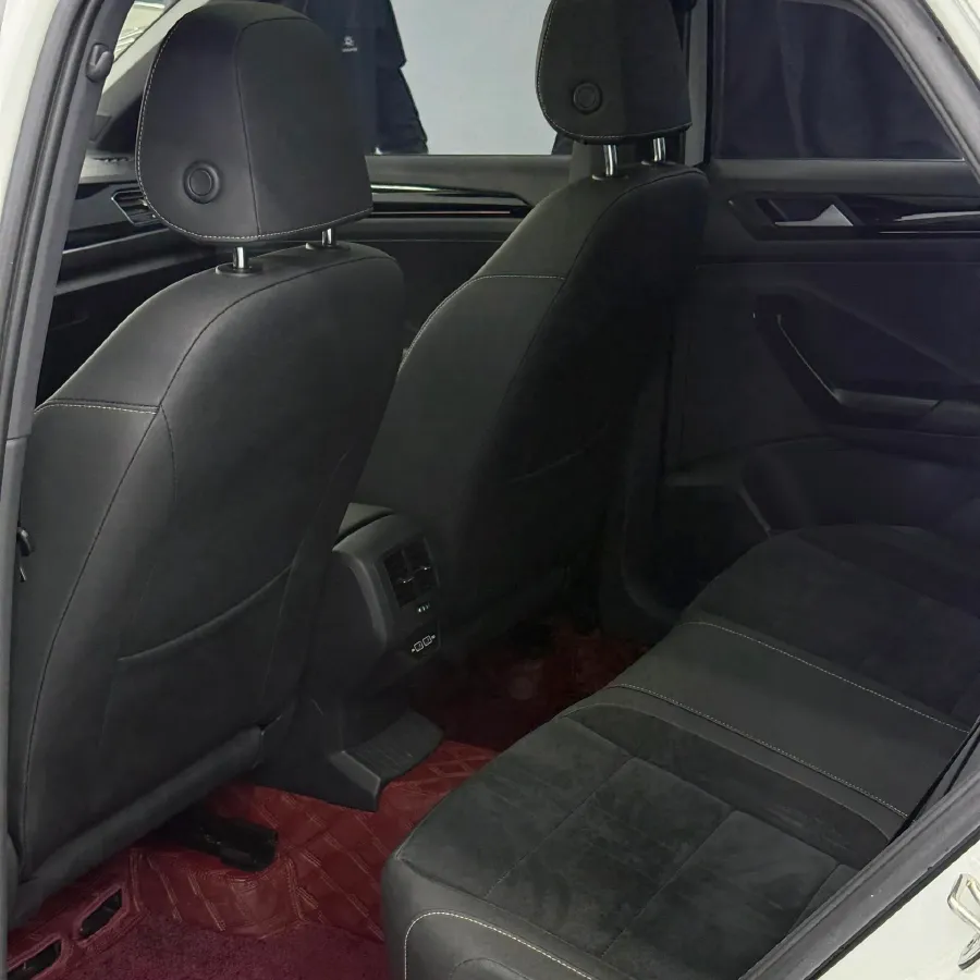 2021 Volkswagen T-Roc 1.4T 150HP L4 7DCT,autocango,china used car exporter,china ev exporter,chinese used car exporter,chinese used ev exporter