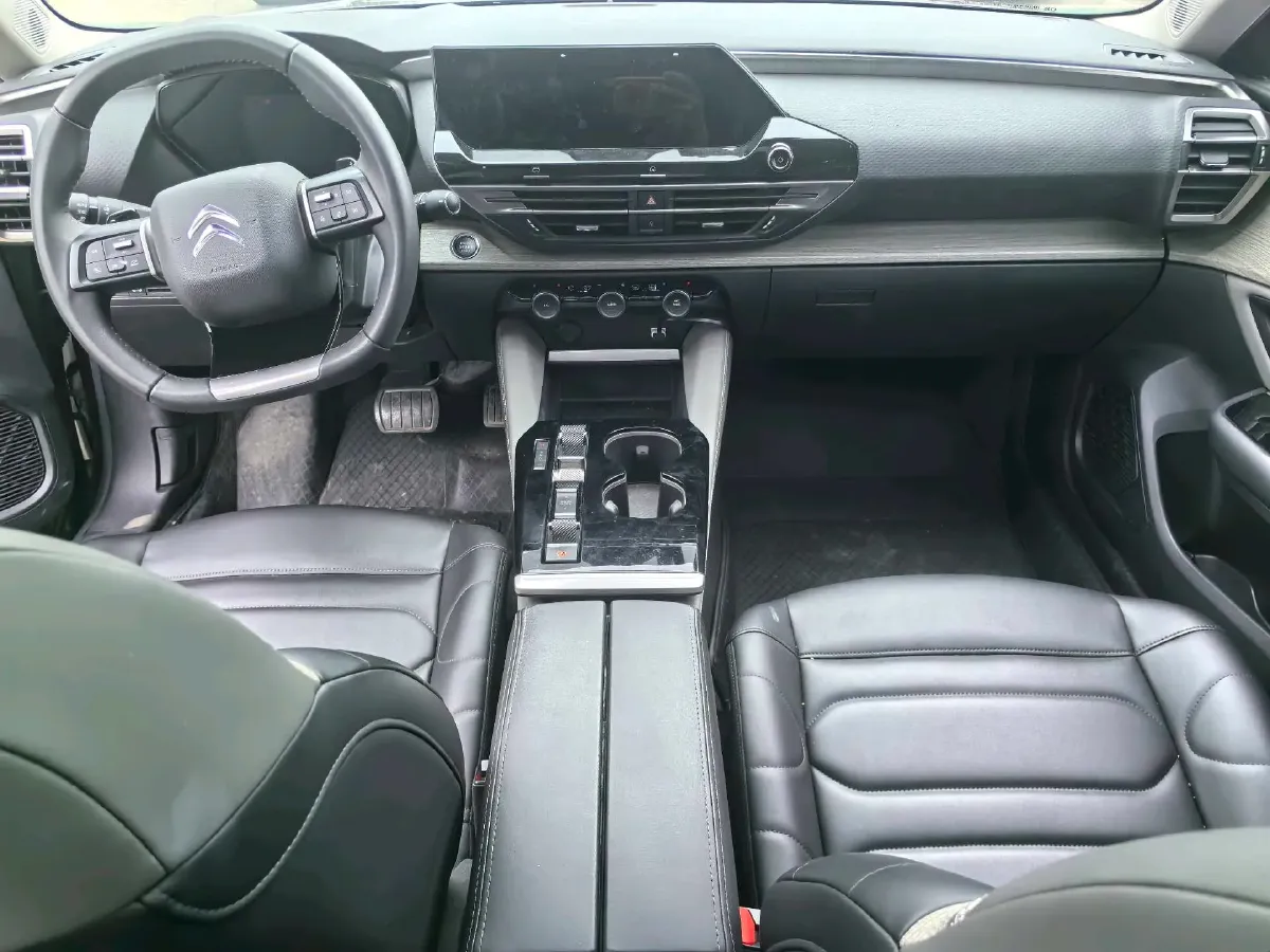 2021 Citroen C5 X 1.6T 175HP L4 8AT,autocango,china used car exporter,china ev exporter,chinese used car exporter,chinese used ev exporter