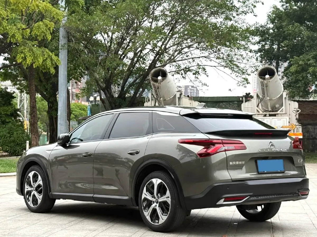 2022 Citroen C5 X 1.6T 175HP L4 8AT,autocango,china used car exporter,china ev exporter,chinese used car exporter,chinese used ev exporter