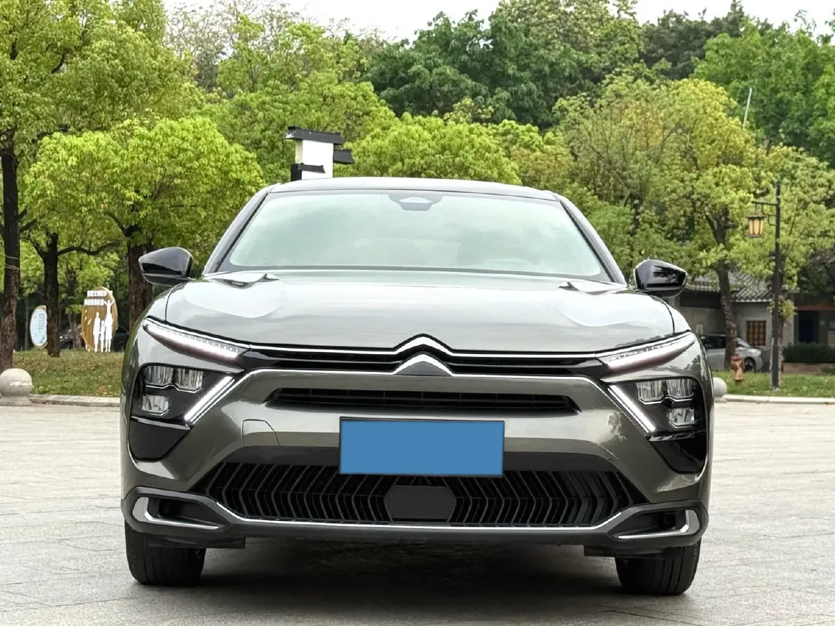 2022 Citroen C5 X 1.6T 175HP L4 8AT,autocango,china used car exporter,china ev exporter,chinese used car exporter,chinese used ev exporter