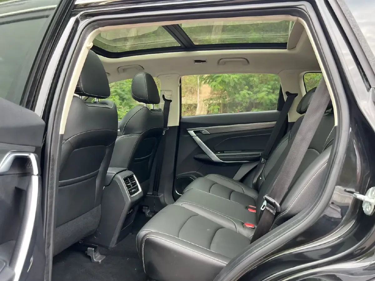 2020 Geely Azkarra 1.8T 184HP L4 7DCT,autocango,china used car exporter,china ev exporter,chinese used car exporter,chinese used ev exporter