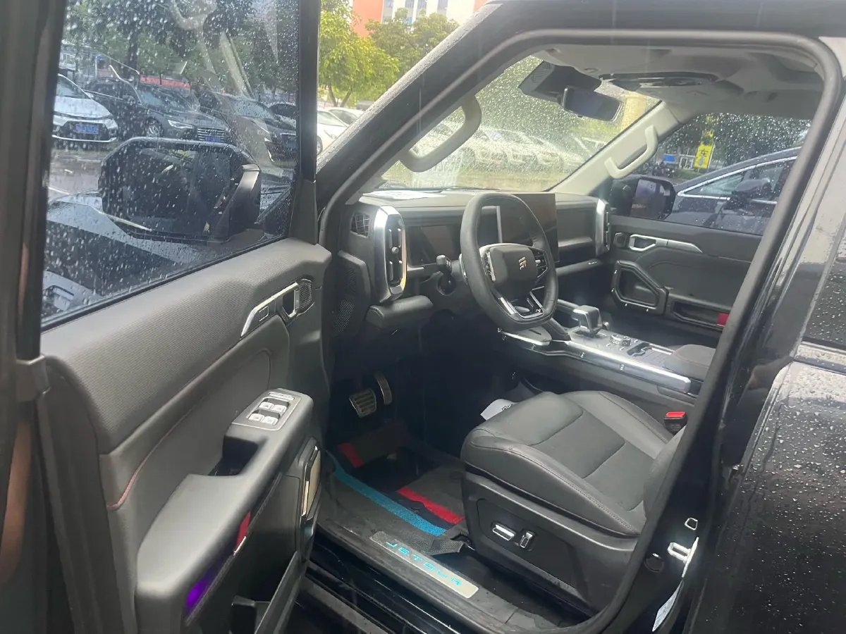 2025 Jetour Traveller 1.5T 184HP L4 7DCT,autocango,china used car exporter,china ev exporter,chinese used car exporter,chinese used ev exporter