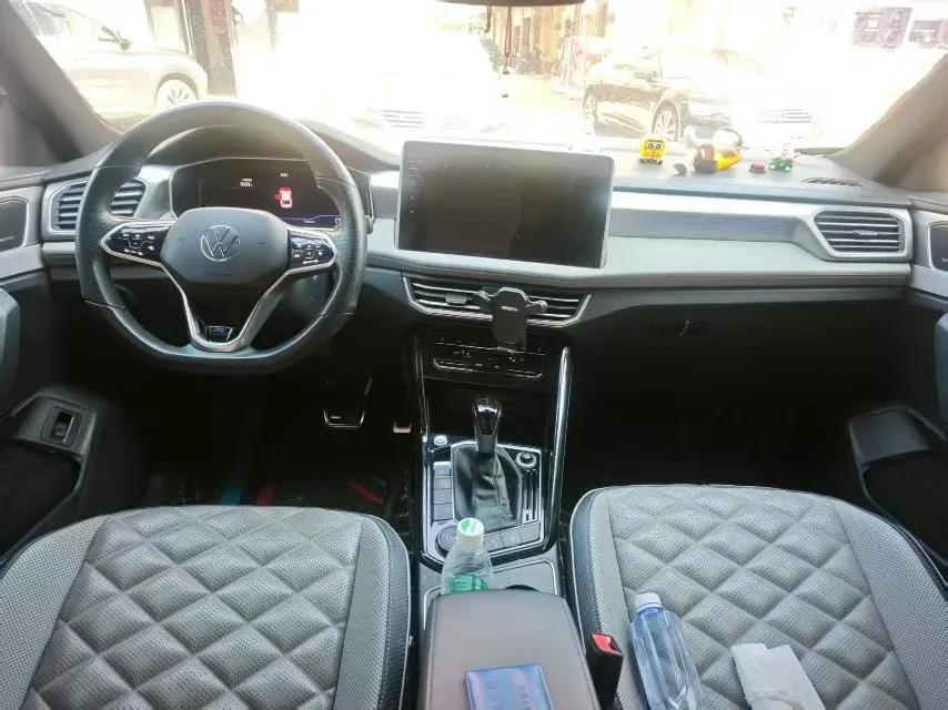 2023 Volkswagen Tayron X 2.0T 220HP L4 7DCT,autocango,china used car exporter,china ev exporter,chinese used car exporter,chinese used ev exporter