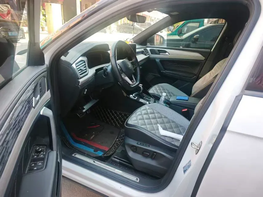 2023 Volkswagen Tayron X 2.0T 220HP L4 7DCT,autocango,china used car exporter,china ev exporter,chinese used car exporter,chinese used ev exporter
