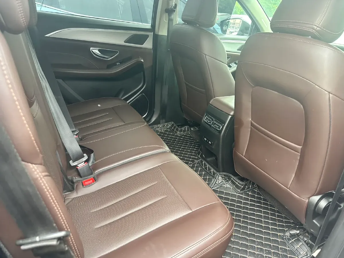 2021 ChangAn CS75 1.5T 178HP L4 6MT,autocango,china used car exporter,china ev exporter,chinese used car exporter,chinese used ev exporter
