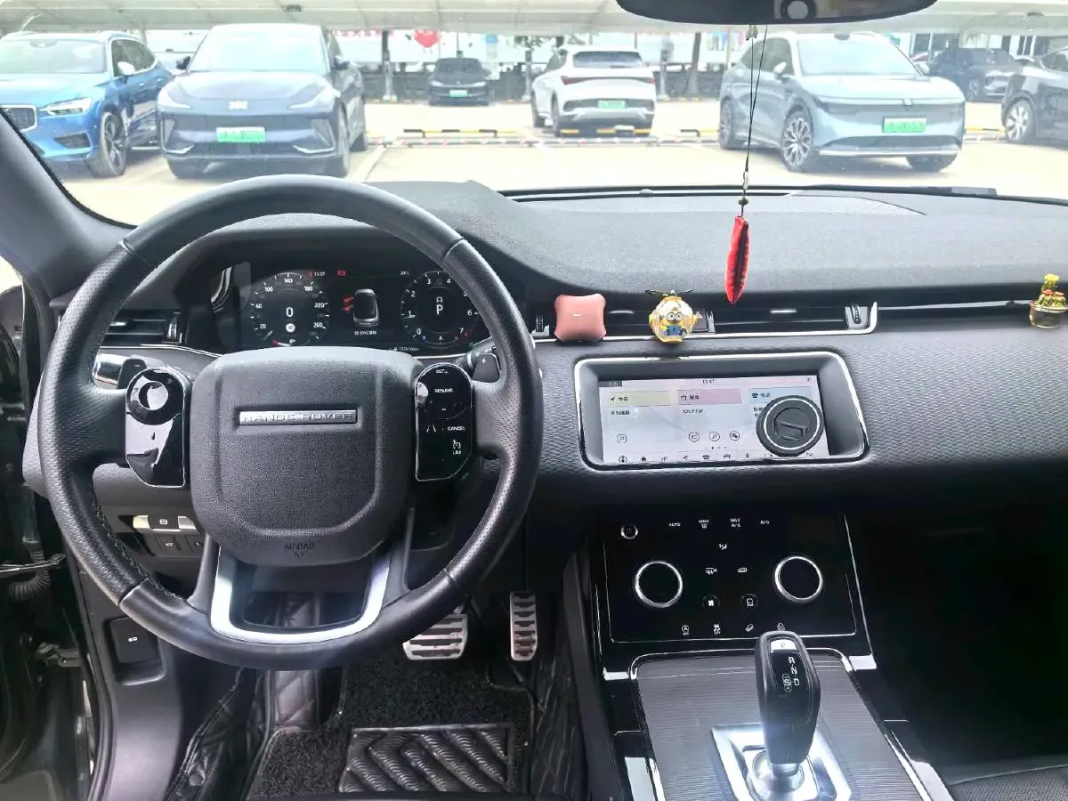 2020 Land Rover Range Rover Evoque 2.0T 249HP L4 9AT,autocango,china used car exporter,china ev exporter,chinese used car exporter,chinese used ev exporter