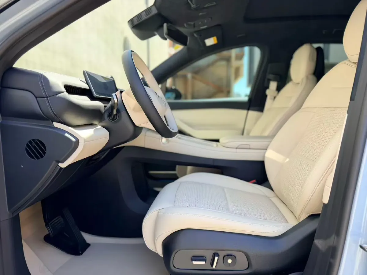 2024 NIO ES6 BEV 100KWH,autocango,china used car exporter,china ev exporter,chinese used car exporter,chinese used ev exporter