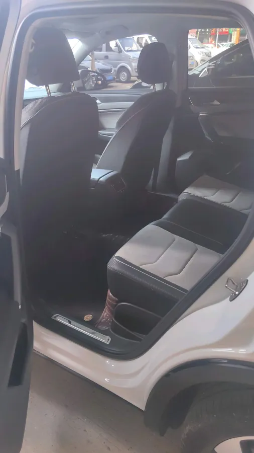 2023 Volkswagen Tayron X 2.0T 186HP L4 7DCT,autocango,china used car exporter,china ev exporter,chinese used car exporter,chinese used ev exporter